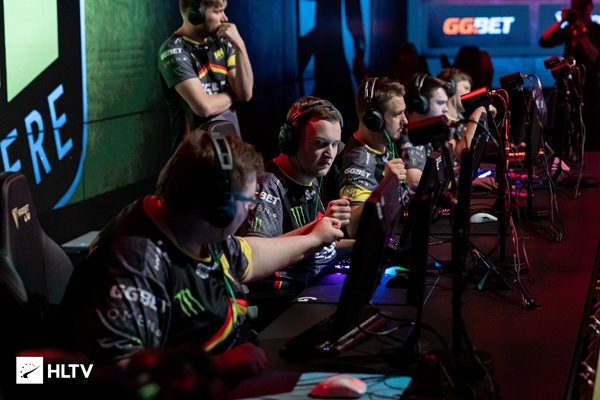 一位忠实的 一位忠实的