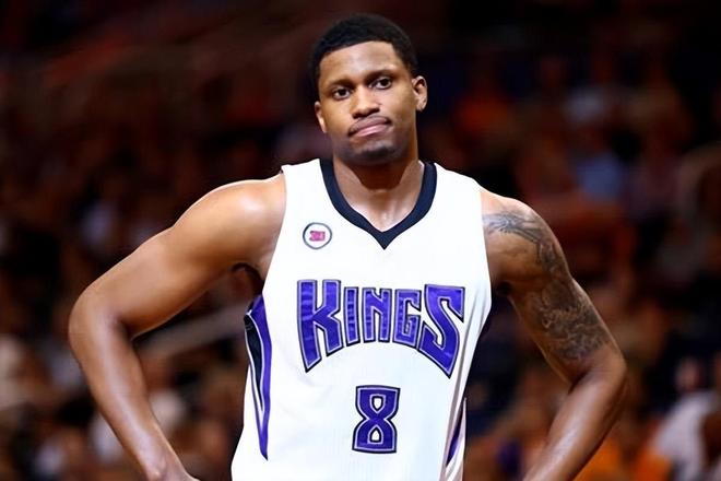 尤其是他 尤其是他