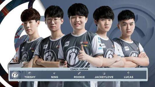 育与洛杉矶 育与洛杉矶