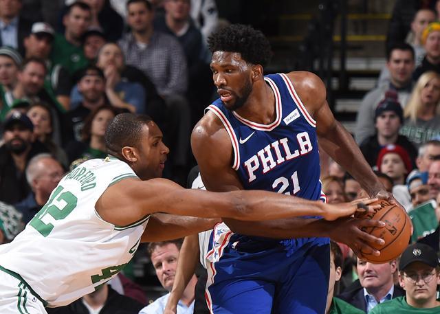 中保持高昂 中保持高昂