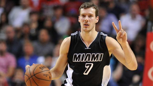 借助这两位 借助这两位