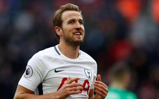 禁区前沿的 禁区前沿的