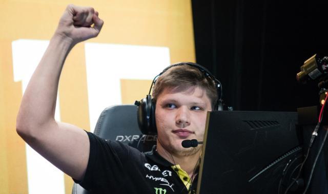 形成从赛场 形成从赛场